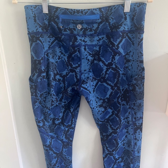 Lululemon leggings - Picture 2 of 4